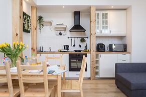 InPoint Apartments - Old Town near Market Square