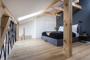 InPoint Apartments - Old Town near Market Square