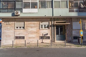 Akicity Graça Alure