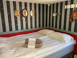 Grand Circus Hotel
