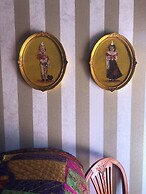 Grand Circus Hotel