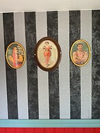 Grand Circus Hotel