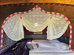 Grand Circus Hotel