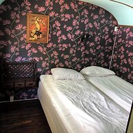 Grand Circus Hotel