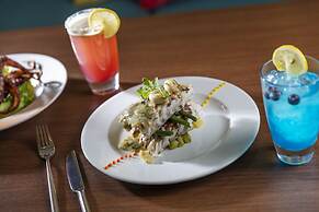 Atana Stay Al Ashkarah