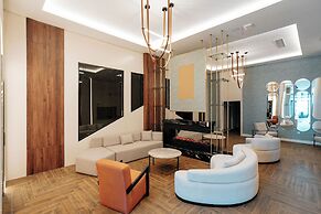 Empula Hotel & Residences