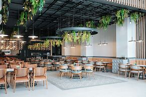 Empula Hotel & Residences