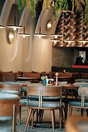 Empula Hotel & Residences