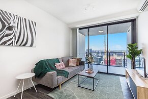 South Brisbane Funky 1 BED Parking Qsb027-18