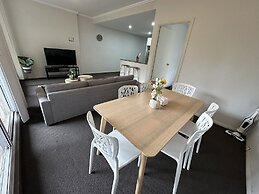 Southwest Liverpool Area 3 Beds & Parking Nwf003