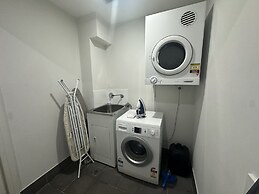 Southwest Liverpool Area 3 Beds & Parking Nwf003