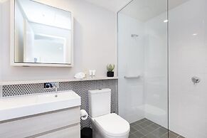 Luxury 2bed South Brisbane Qsb038