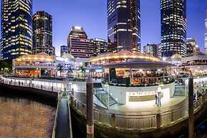 Luxury 2bed South Brisbane Qsb038