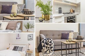 Luxury 2bed South Brisbane Qsb038