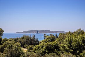 Seaside Secret by BluPine