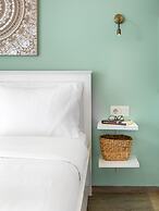 Seaside Secret by BluPine