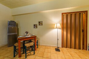 Grekis hotel & Apartments