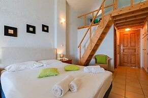 Grekis hotel & Apartments