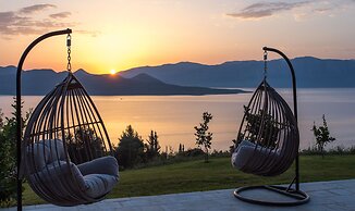 Luxury Villa for 6 Amazing Sea View Pool