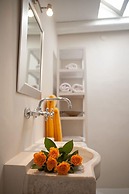 Art Villa Exogonia Santorini