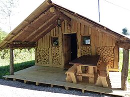 Camping Les Castors - Cabanes Insolites