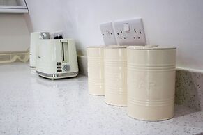 Cosy Two Bed in Islington