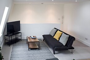 Cosy Two Bed in Islington