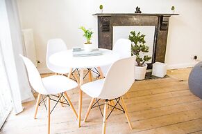 Spacious Two Bed in Hackney