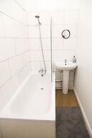 Spacious Two Bed in Hackney