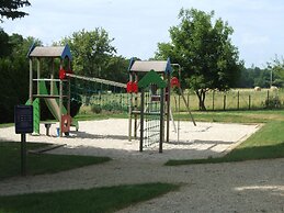 Camping La Croix Badeau Tentes équipées