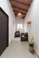 Living Hostal - Hostel