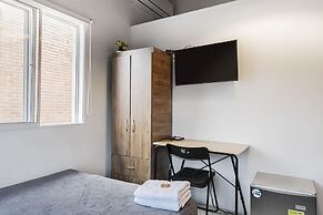 Living Hostal - Hostel