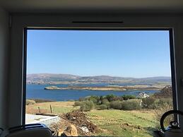 Coastal Cottage in Colbost - Perfect for Two