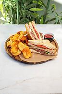 Arco Naxos Luxury Apartments