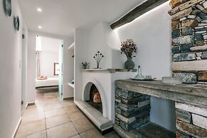 Arco Naxos Luxury Apartments