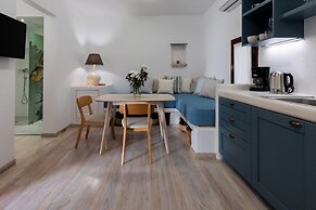 Arco Naxos Luxury Apartments