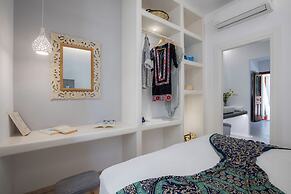 Arco Naxos Luxury Apartments