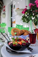 Arco Naxos Luxury Apartments