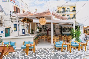 Arco Naxos Luxury Apartments