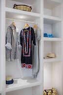 Arco Naxos Luxury Apartments