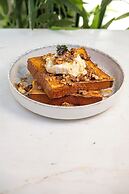 Arco Naxos Luxury Apartments