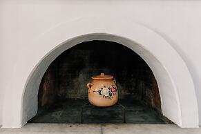 Arco Naxos Luxury Apartments