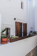 Arco Naxos Luxury Apartments