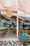 Arco Naxos Luxury Apartments