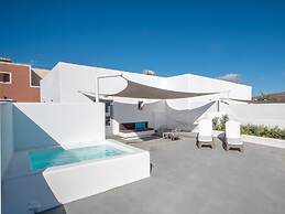 Majestic Sky Luxury Suites