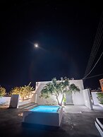 Majestic Sky Luxury Suites