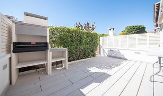 Semi-Detached House 2 (R86)