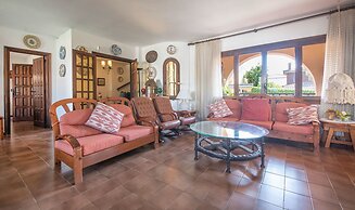 Casa Tenis Park (R84)