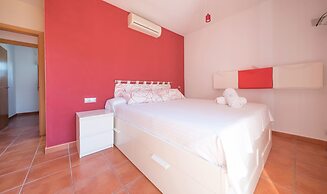 Modern House For Families (R77)