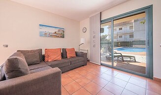Modern House For Families (R77)